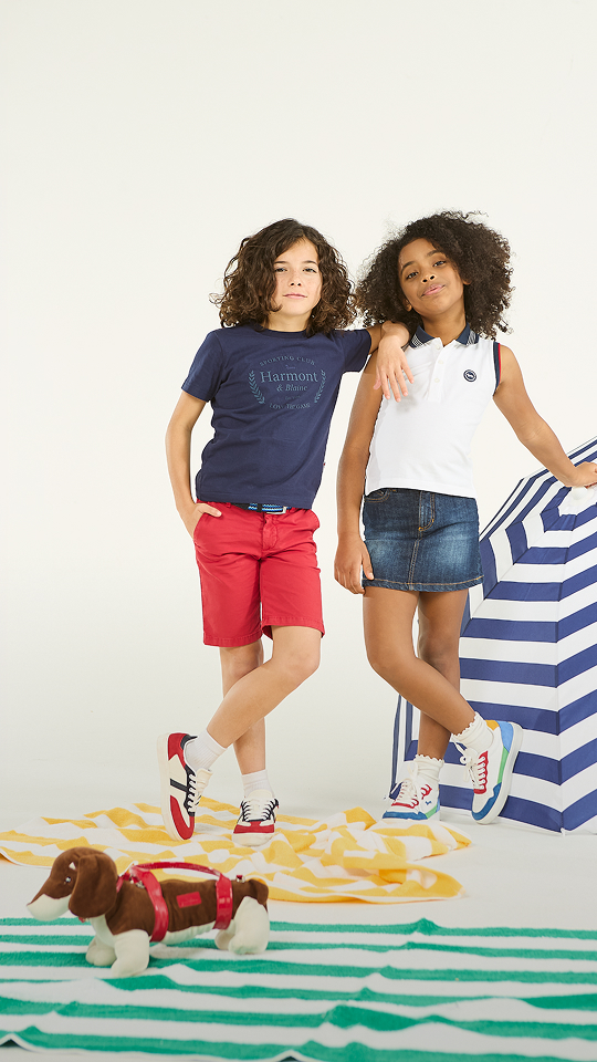 Immagine di collezione fw25 con copy che comunica i saldi pubblici